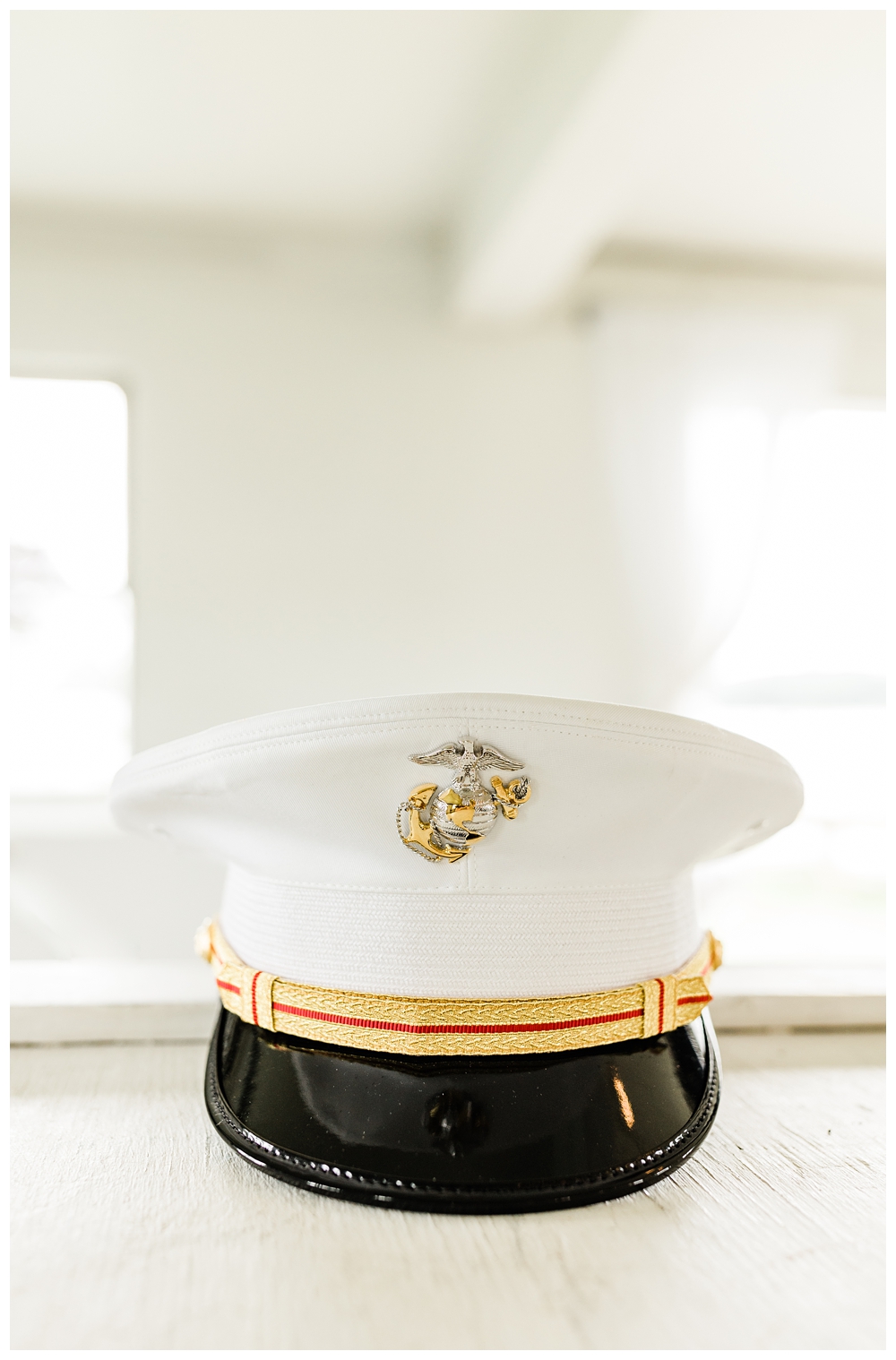marine hat; marine uniform;
