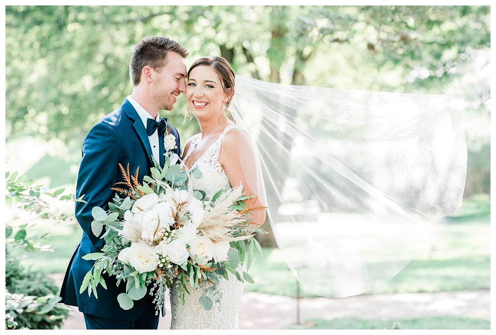 The Inn at Willow Grove, Willow Grove Wedding, Southern Weddings, Inn at Willow Grove, Virginia Wedding Venue, Virginia Bride, Virginia Weddings, Bride & Groom Portraits,