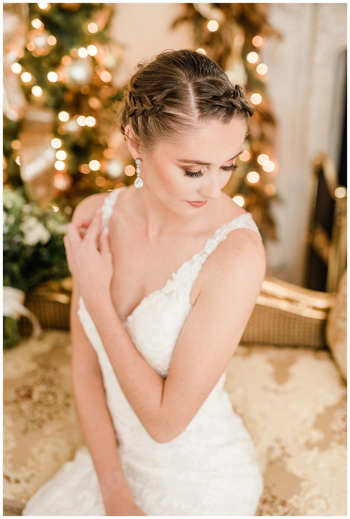 Virginia Wedding Photographer; Best of Weddings & Engagements 2021; Brooke Danielle Photography; Christmas Bride; Christmas Wedding;