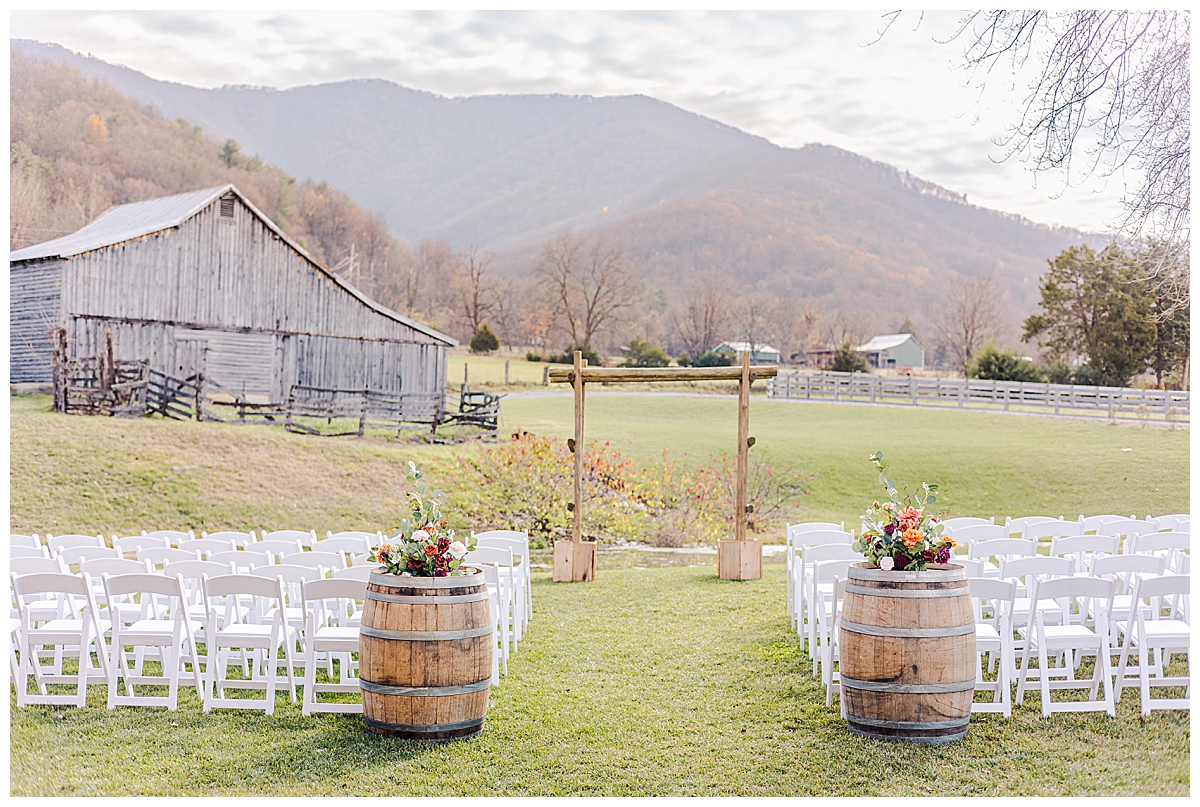 Stoneyman Valley Ranch; Brooke Danielle Photography; Luray Weddings; Virginia Weddings; Virginia Barn Wedding; Virginia Wedding Photographer;