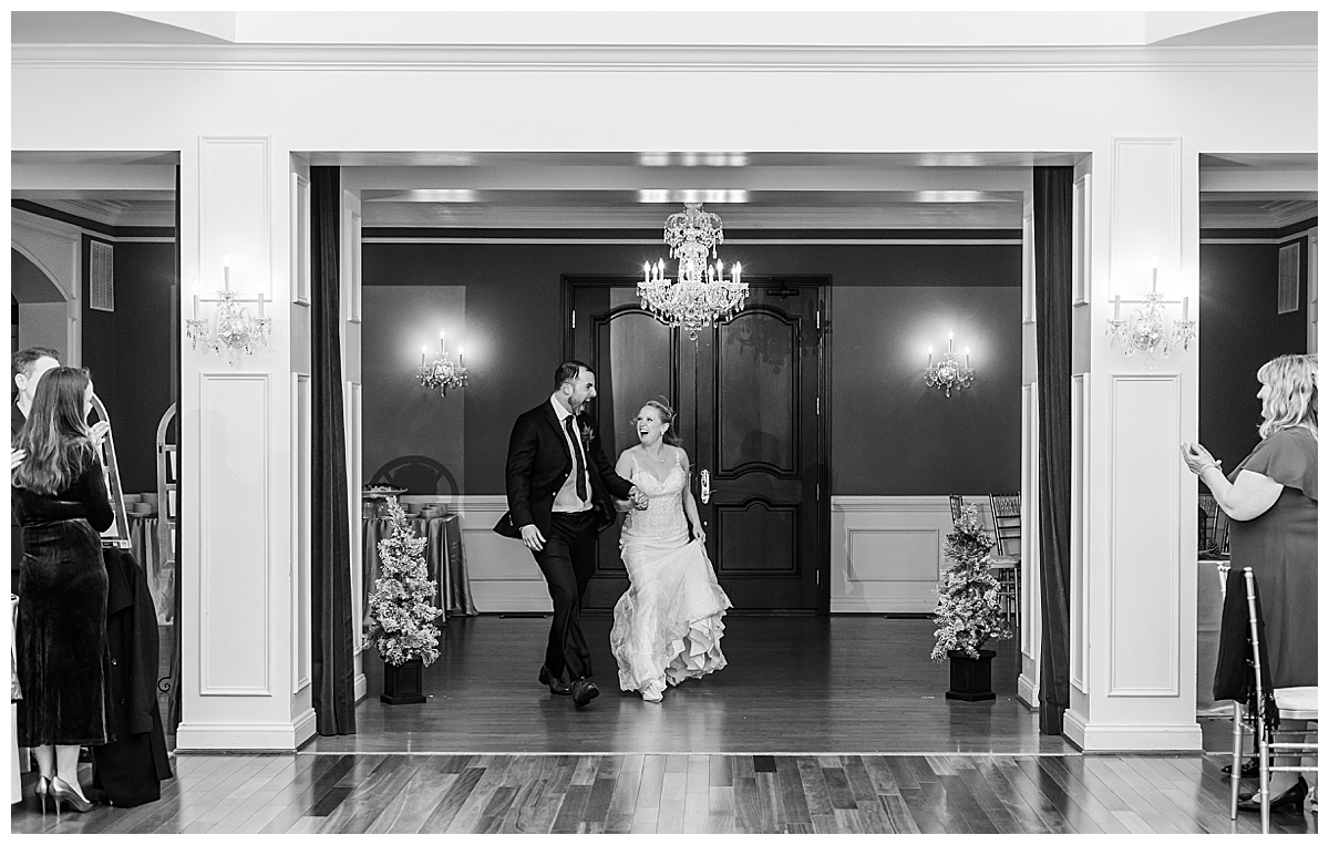 Rose Hill Manor; Leesburg Wedding Venue; Loudoun Weddings; Libby & Louie; Virginia Wedding Photographer; Loudoun Wedding Photographer; Brooke Danielle Photography; 