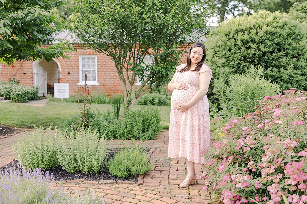 Historic Oatlands Maternity Session; Brooke Danielle Photography; Virginia wedding photographer; Virginia, Maryland, & DC Photographer