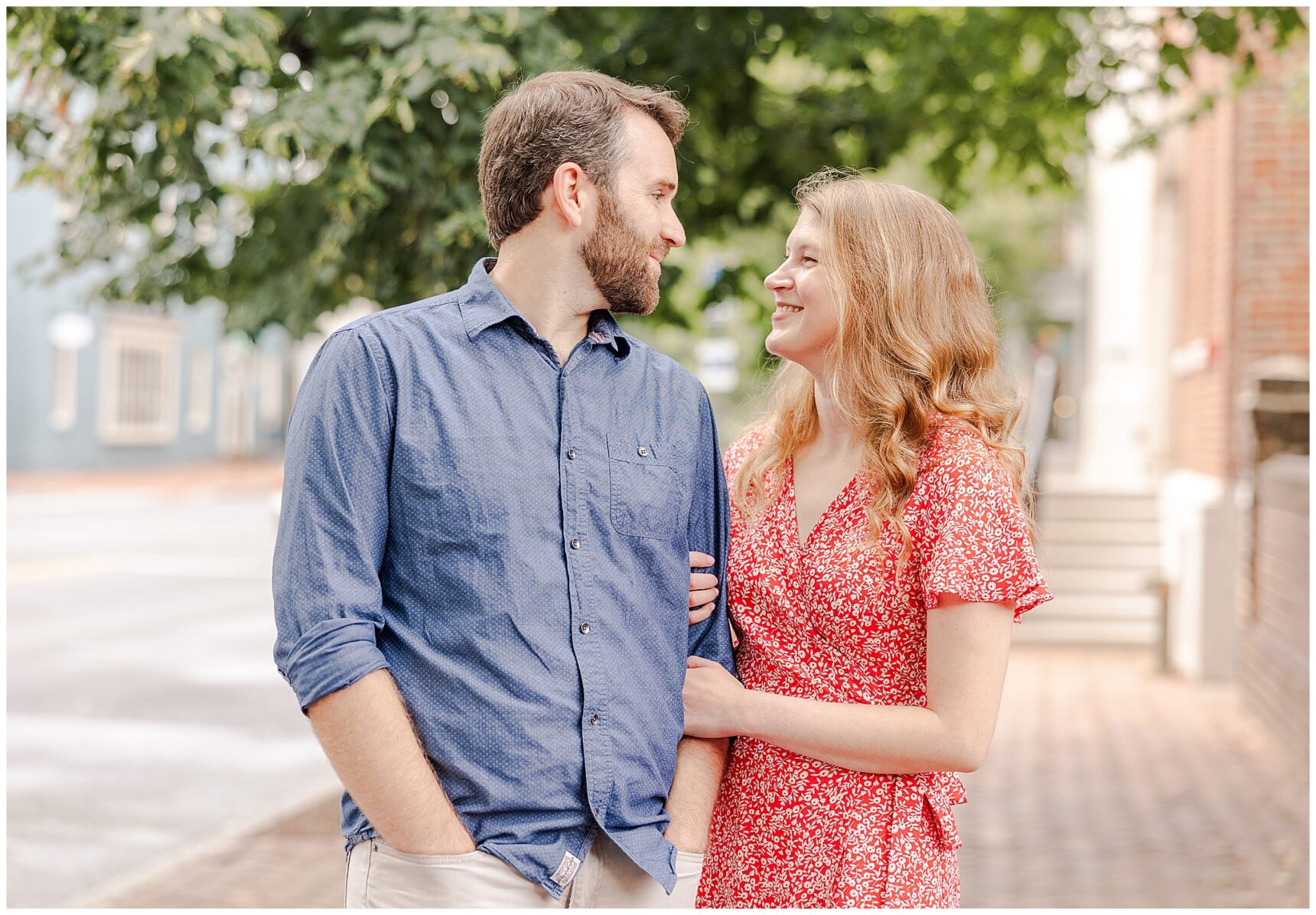 Downtown Alexandria Engagement Session; Virginia based wedding photographer; Virginia, Maryland, & DC Wedding Photographer